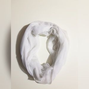 White infinity scarf